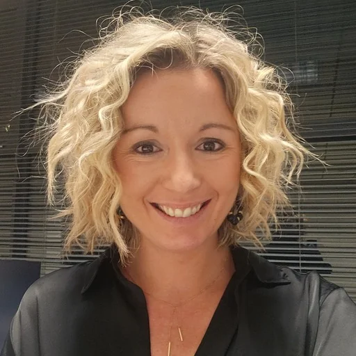 Elise ROMAGNY, Directrice Commerciale